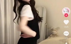 腿张大点就可以吃扇贝了